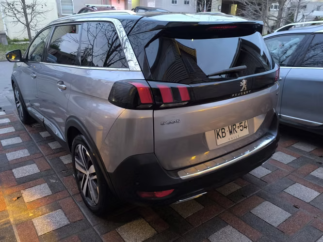 Peugeto 5008 2.0 Diesel Blue HDI