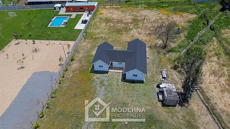 Casa en arriendo de 3 dorm. en Pelarco