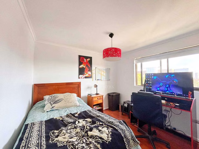 Moderna Casa Peñuelas: 4D+3B y Losa Radiante  (178000)