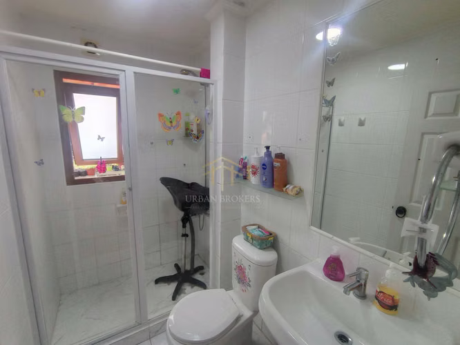 Moderna Casa en San Joaquín: UF 6.300 (178001)