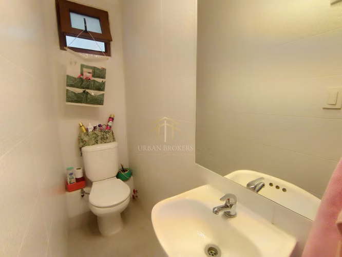 Moderna Casa en San Joaquín: UF 6.300 (178001)