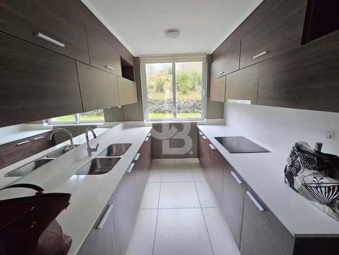 Exclusivo Departamento, Excelentes vistas.