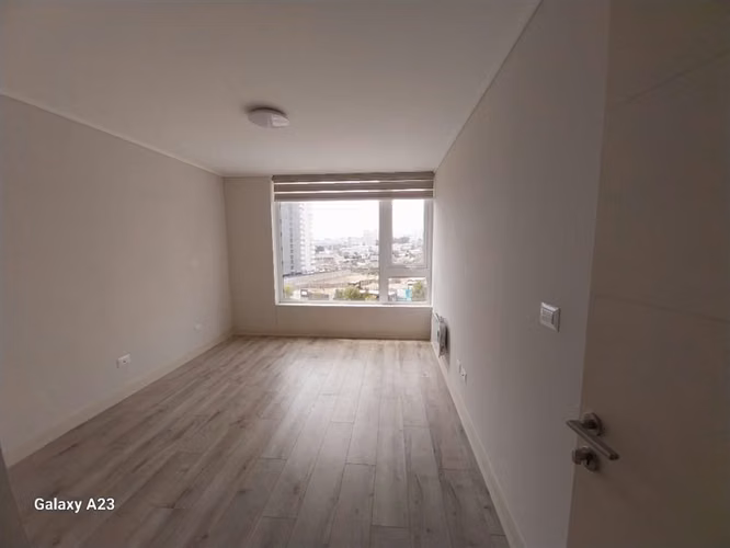 Departamento en arriendo con vista parcial al MAR