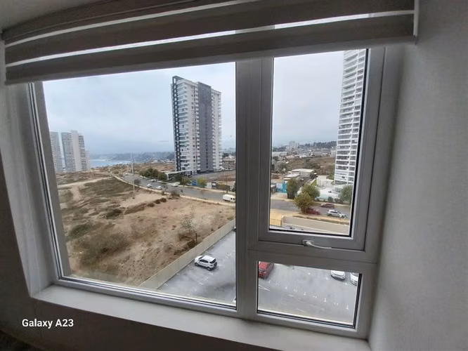 Departamento en arriendo con vista parcial al MAR