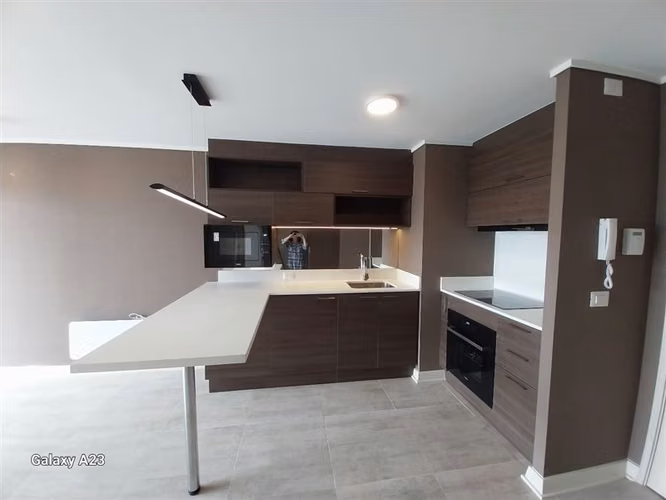 Departamento en arriendo con vista parcial al MAR