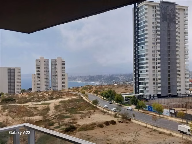 Departamento en arriendo con vista parcial al MAR