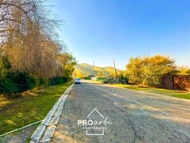 Casa en venta de 11 dorm. en Colina - Imagen 2