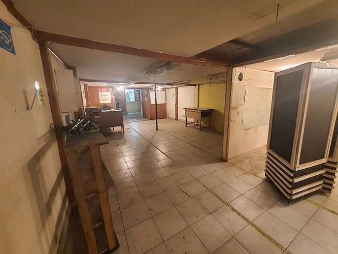SE ARRIENDA AMPLIA Y EQUIPADA BODEGA EN BARRIO FRANKLIN
