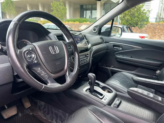 HONDA PILOT TOURING AWD 3.5 2018