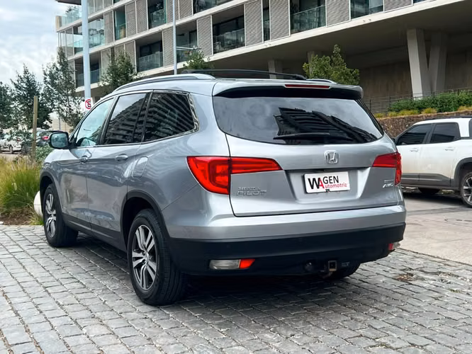 HONDA PILOT TOURING AWD 3.5 2018