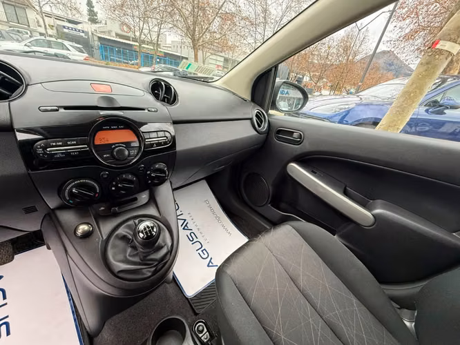 MAZDA 2 V 1.5 SPORT MT 2015
