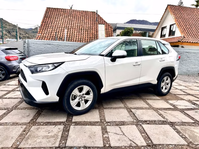 TOYOTA RAV 4 LE CVT 2.0 AUTOMATICO  2020