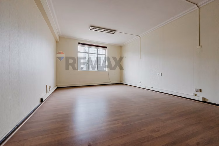 Gran oficina de 205 m² en casco histórico
