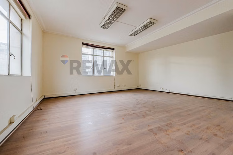 Gran oficina de 205 m² en casco histórico