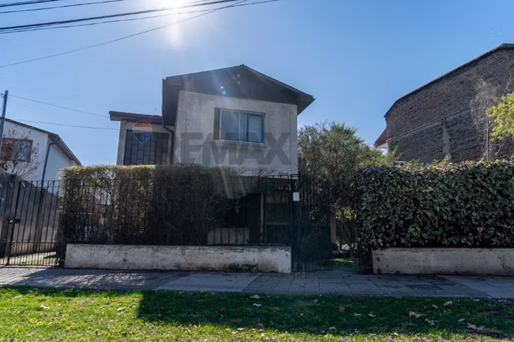 Casa con alto potencial comercial - Imagen 4