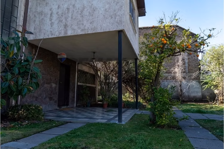 Casa con alto potencial comercial - Imagen 6