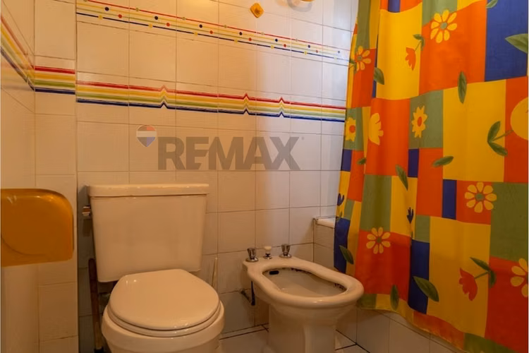 Casa con alto potencial comercial - Imagen 21