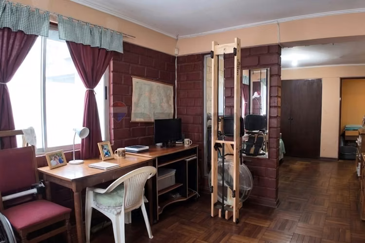 Casa centro de talagante, excelente ubicación.