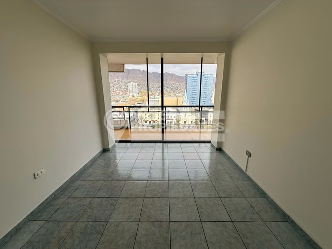 ARRIENDA DEPARTAMENTO EDIFICIO CENTENARIO, ANTOFAGASTA - Imagen 11