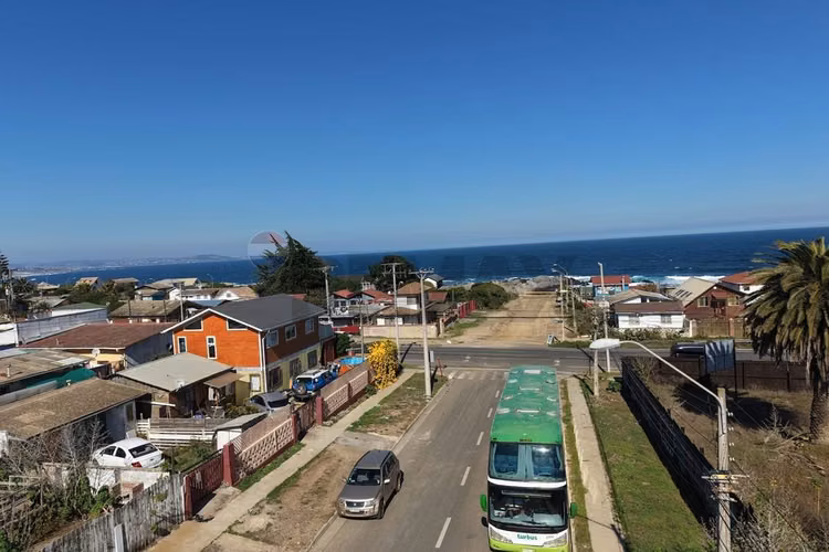 Casa cerca del mar en el tabo