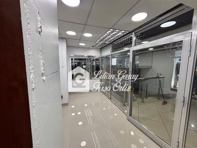 LOCAL COMERCIAL BARROS ARANA 815