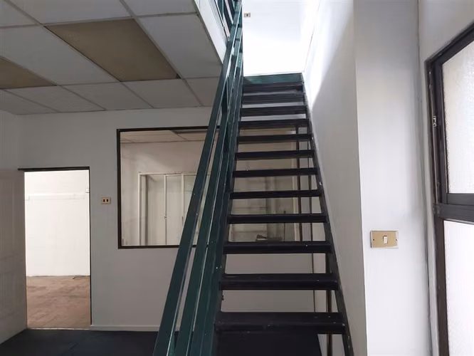Sitio en arriendo ideal boegaje y distribucion