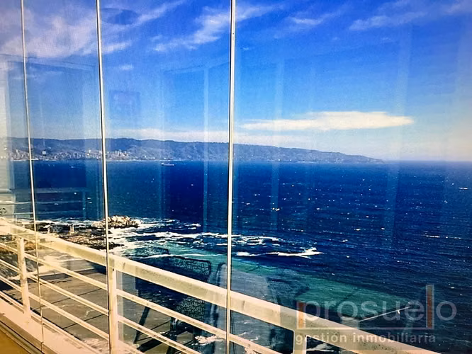 EXCLUSIVO DEPARTAMENTO DE LUJO PRIMERA LINEA REÑACA NORTE