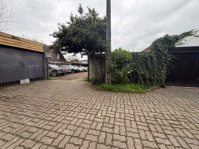 SE VENDE TERRENO DE 490 M2 EN CALLE YERBAS BUENAS