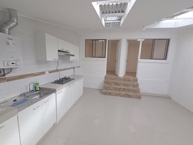 Oportunidad Vendo Casa Remodelada 5to Sector Gómez Carreño