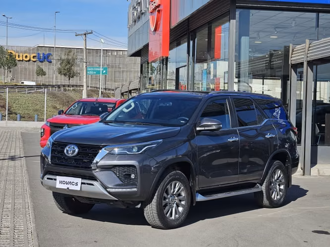 Toyota Fortuner Srx At 2.7 2023