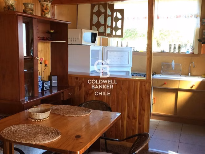 Casa , cabañas y local Comercial funcionando