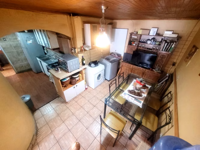 Se Vende Amplia Casa Cercana a Plaza Maipú