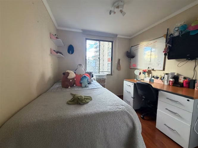 Departamento en venta de 2 dorm. en Las Condes