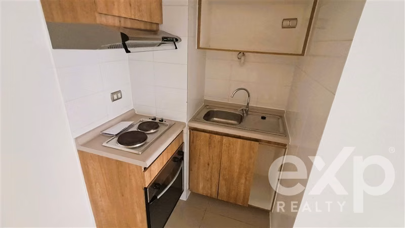 Departamento en arriendo 1D, 1B + bodega - Catedral, Stgo