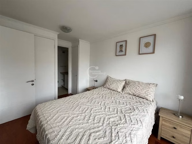 Amoblado, 2 dorm. 2 baños. Estac. Metro Manuel Montt