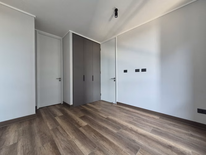 RETAIL Av Vicuña Mackenna 7197 2 Dorm Piso 6