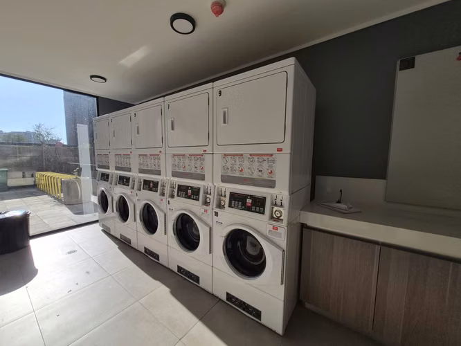 RETAIL Av Vicuña Mackenna 7197 2 Dorm Piso 11