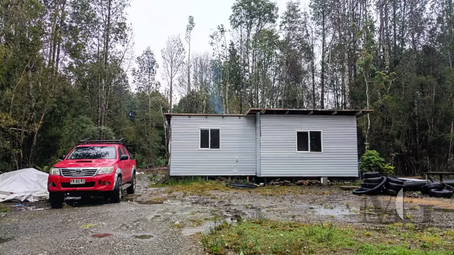 PARCELA EN VENTA CON CABAÑA EN CONSTRUCCIÓN Sector Panitao