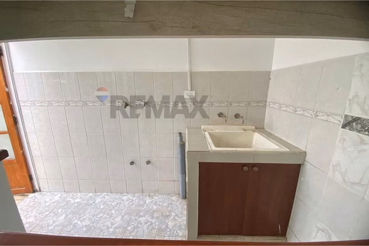 Arriendo casa grande en garibaldi, sur en arica