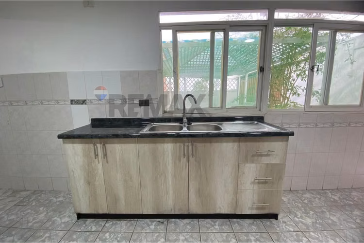 Arriendo casa grande en garibaldi, sur en arica