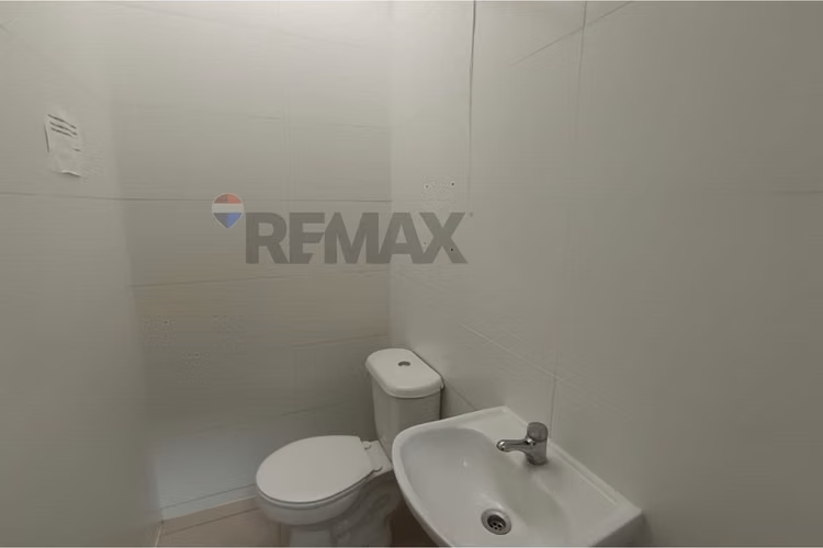¡alquila tu oficina ideal en peñaflor hoy mismo!