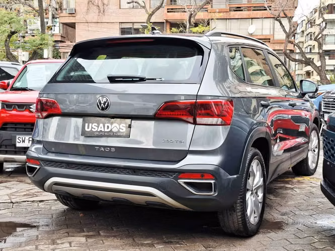 VOLKSWAGEN TAOS 2022