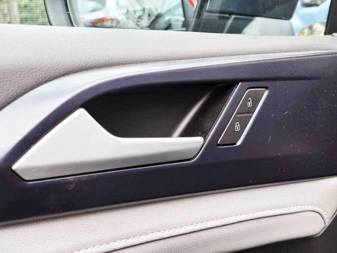VOLKSWAGEN TAOS 2022