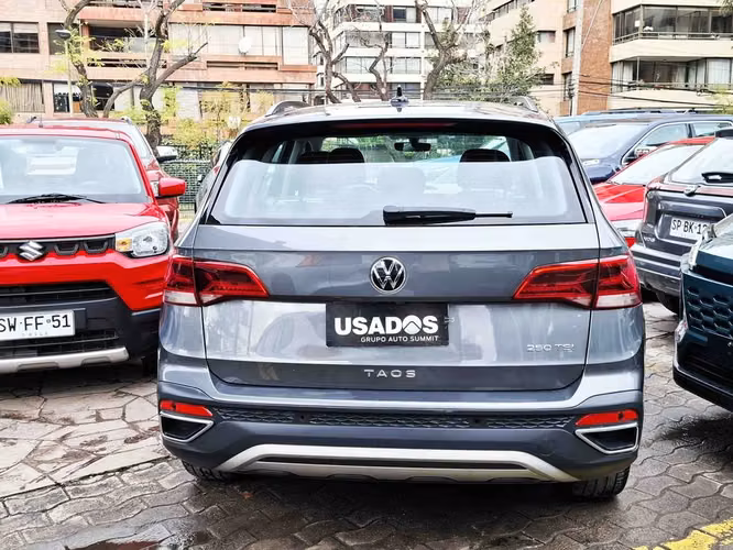VOLKSWAGEN TAOS 2022