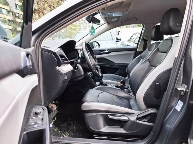 VOLKSWAGEN TAOS 2022