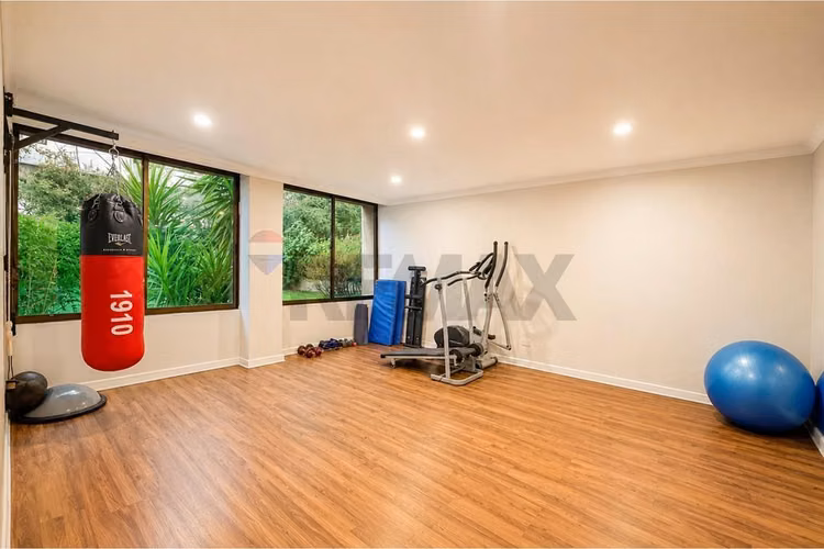 Dpto en venta de 4 dorm. en las condes