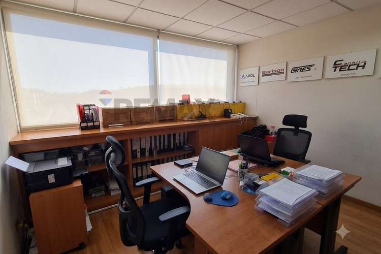 Oficina en venta san miguel con estacionamiento