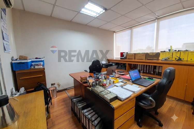 Oficina en venta san miguel con estacionamiento