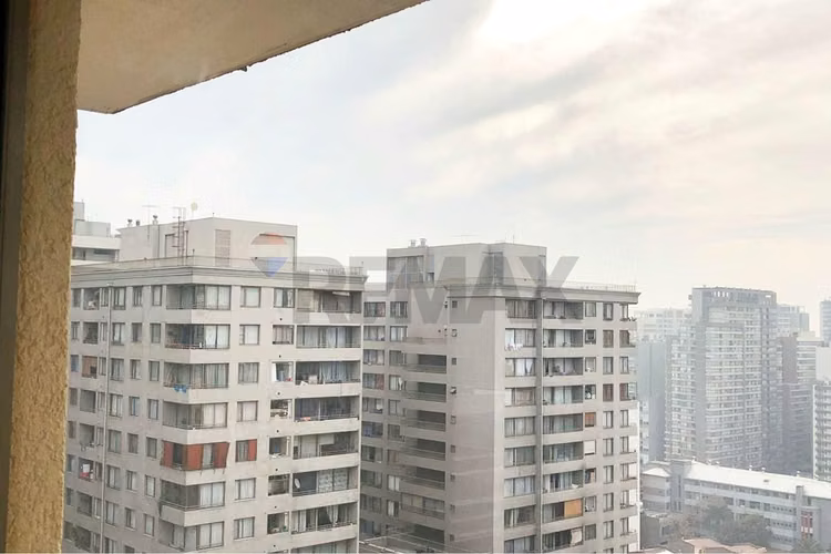 Vive en edificio plaza centro ii metro santa ana! - Imagen 11