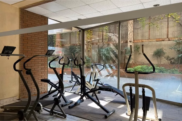 Vive en edificio plaza centro ii metro santa ana! - Imagen 23